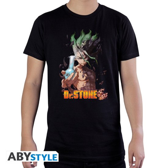Cover for Dr Stone · DR STONE - Tshirt "Senku" man SS black - basic (Toys) (2019)