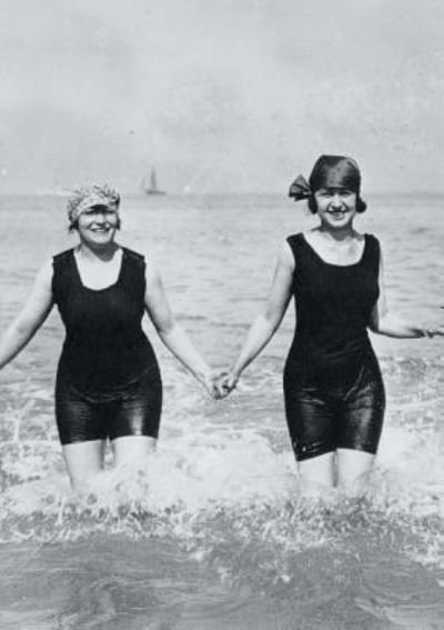Cover for Sans Auteur · Carnet Ligne Trois Baigneuses, Deauville, 1919 (Paperback Book) (2015)