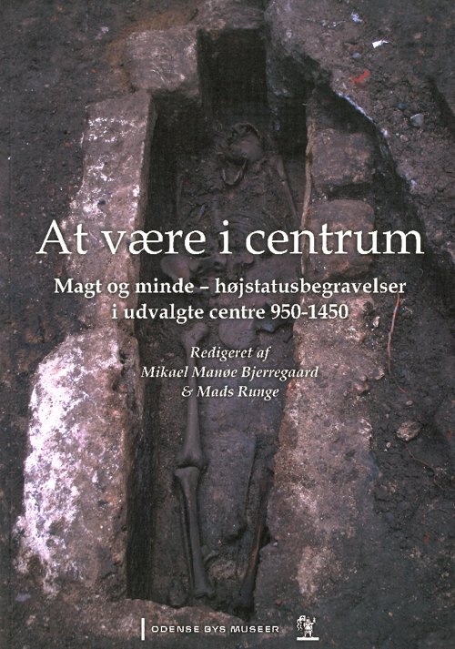 Cover for Mads Runge Mikael Manøe Bjerregaard · Kulturhistoriske studier i centralitet: At være i centrum (Book) [第1 版本] (2017)