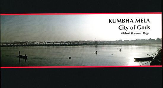 Cover for Michael Tillegreen Dagø · Kumbha Mela - City of Gods (Hardcover Book) [第1 版本] (2014)